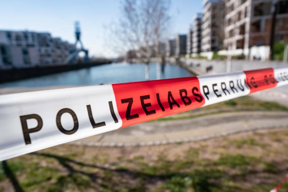 Bereits im April war ein beliebter Teil des Mainufers im neu bebauten Hafen von Offenbach abgesperrt. Nun drohen neue Einschränkungen.