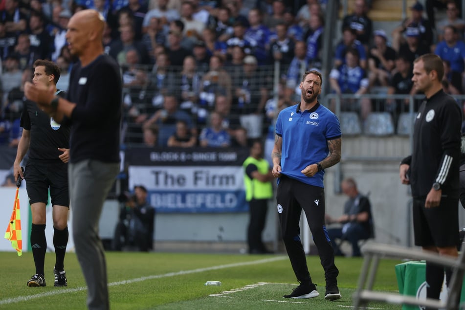 Mitch Kniat (37) ist seit Saisonbeginn neuer Trainer von Arminia Bielefeld.