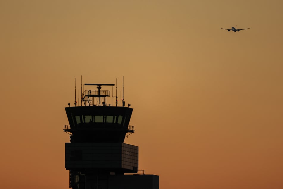 Die großen Standorte für Passagierverkehr in Sachsen sind nicht von den Einschnitten betroffen. (Archivbild)