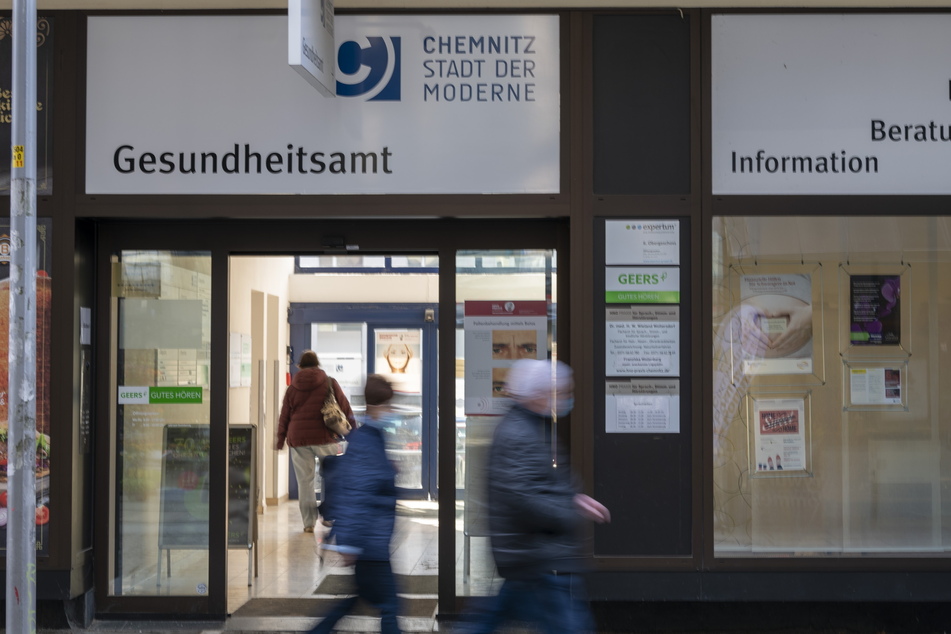 Chemnitz: Affenpocken erreichen Chemnitz: Erste Fälle bestätigt, weitere Verdachtsfälle