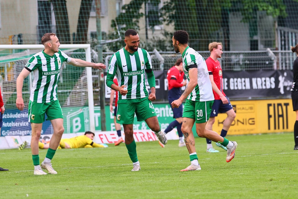 Cyrill Akono erzielte das zwischenzeitliche 2:0 für die Chemiker.