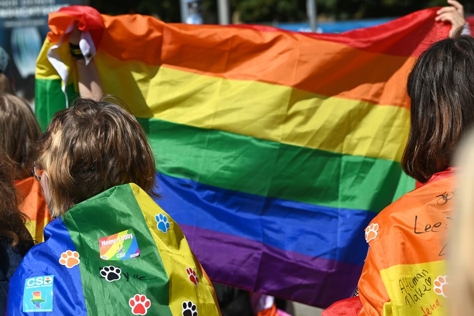 Vielerorts wurden die Sicherheitsmaßnahmen für CSD-Veranstaltungen erhöht. (Symbolfoto)