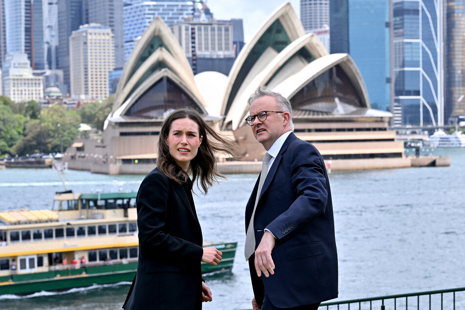 Bei Marins Reise nach Australien stand am Freitag auch ein Treffen mit dem australischen Premier Anthony Albanese (r.) auf dem Programm.