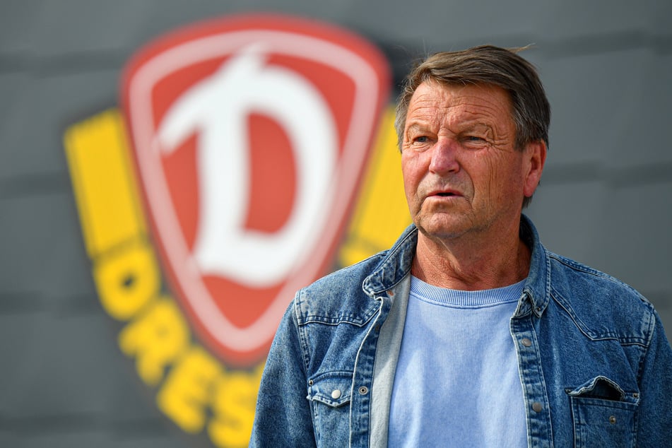 Anlässlich des vierten Todestags und 75. Geburtstags von Vereinslegende Dixie Dörner (†70) spielt Dynamo Dresden gegen den 1. FC Magdeburg komplett in Schwarz.