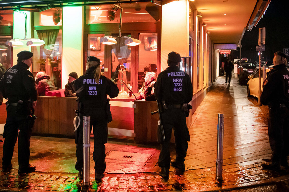 Neue Masche: Clans liefern unverzollten Tabak per Taxi an Shisha-Bars