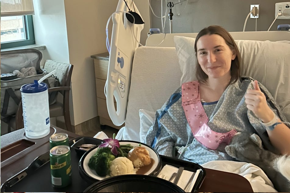 Nachdem Jessica Strattons (28) Freunde sie zum zweiten Mal in ein Krankenhaus brachten, wurde sie gründlicher untersucht.