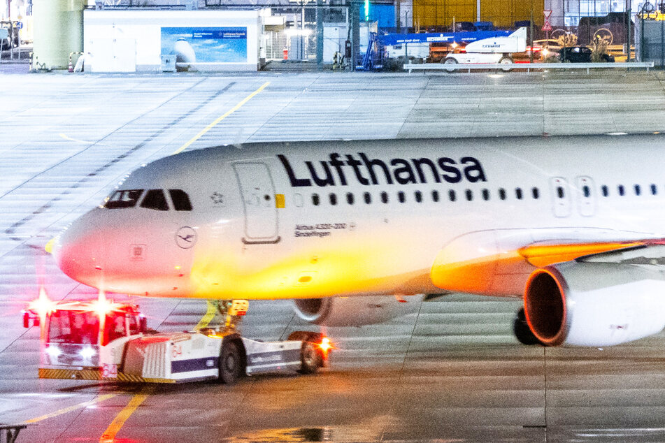 Die Passagiere der Lufthansa müssen sich weiterhin auf Flugausfälle einstellen: Von Dienstagmorgen an wird erneut das Bodenpersonal die Arbeit niederlegen.