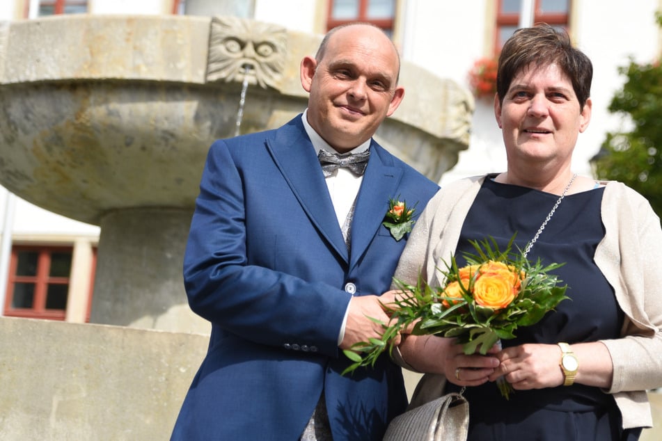 Einmalig: Paar muss 885 Tage auf Jawort warten - wegen Behinderung