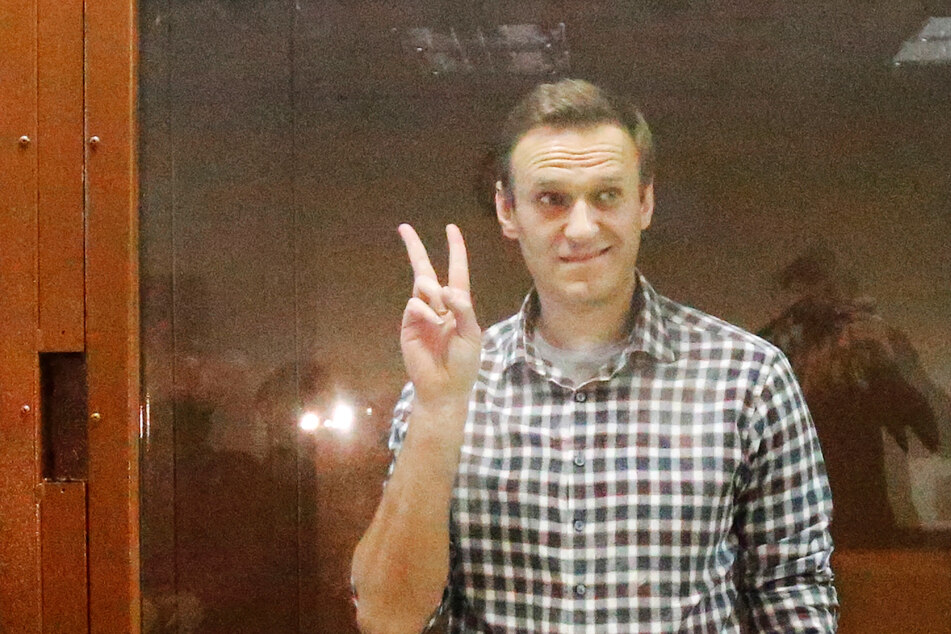 Russisches Gericht verkündet: Kremlkritiker Nawalny muss viele Jahre in ein Straflager!