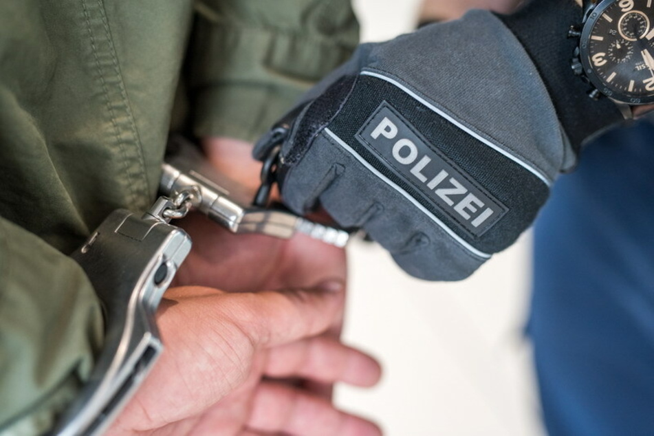 Die Bundespolizei nahm den jungen Mann am Kölner Hauptbahnhof fest. (Symbolbild)