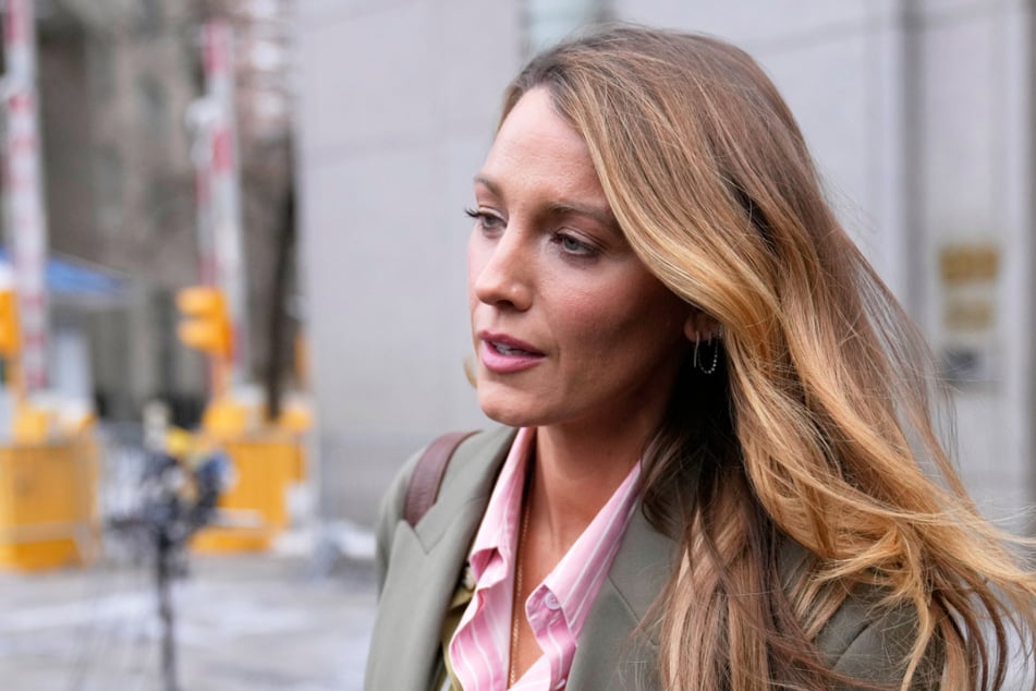 Nach ihrem Rechtsstreit besteht Blake Lively (38) nun auf die Zahlung einer horrenden Summe.