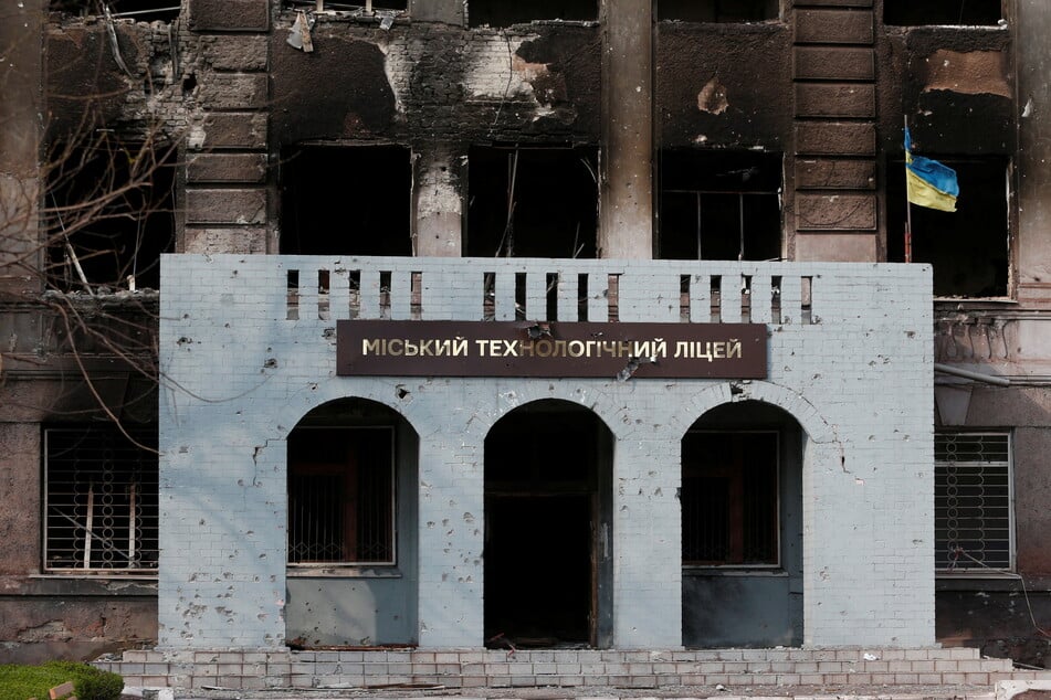 Ukraine war: Russia targets Kyiv again as thousands die in Mariupol