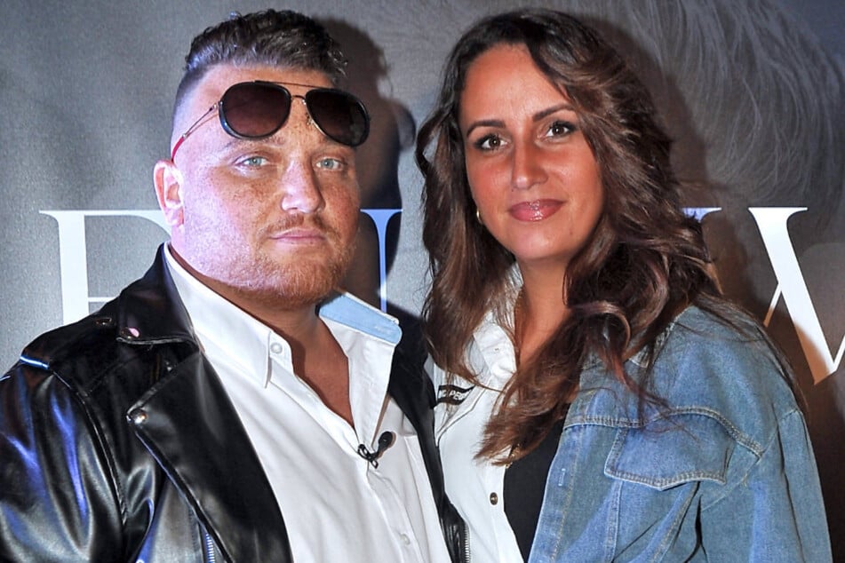 Seit 2019 sind Menowin Fröhlich und Ex Senay verheiratet - schon bald soll die Scheidung über die Bühne gehen.