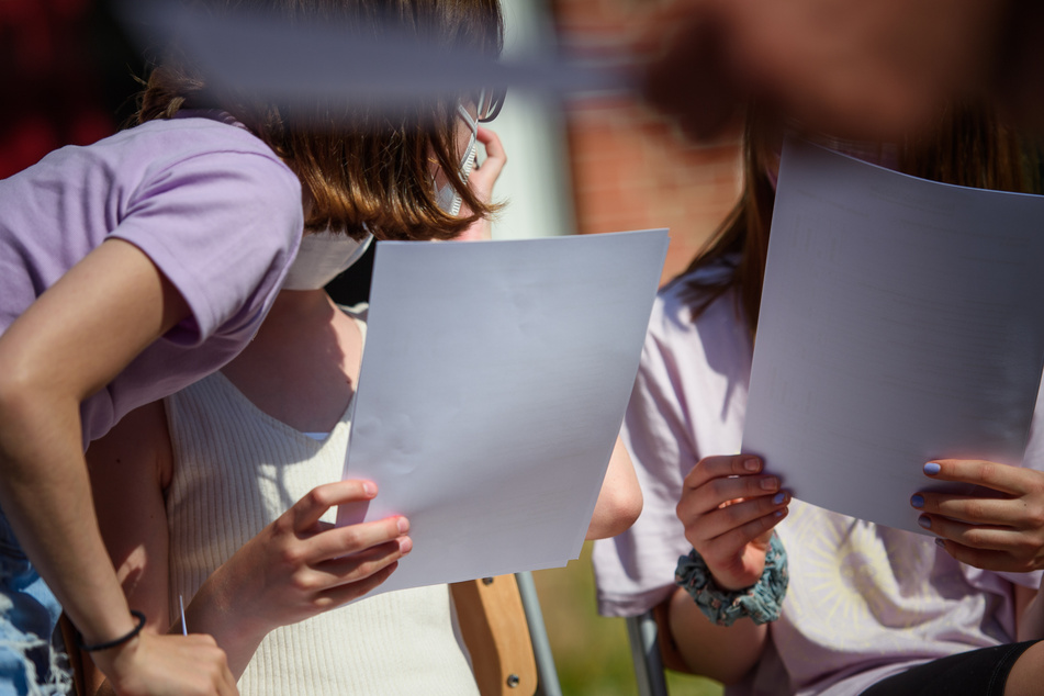 In Schleswig-Holstein haben sich in drei Tagen fast 200 Schüler mit dem Coronavirus infiziert. (Symbolbild)