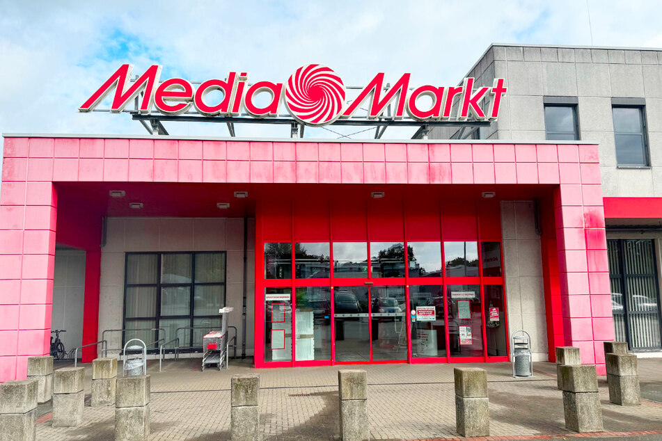 MediaMarkt Heide (im Gewerbegebiet Ost) - Schanzenstraße 11.