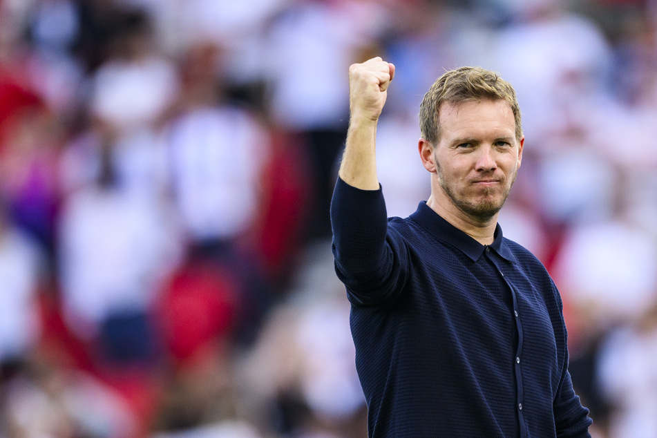 Julian Nagelsmann (36) bleibt dem wohl bis mindestens 2026 DFB-Coach.