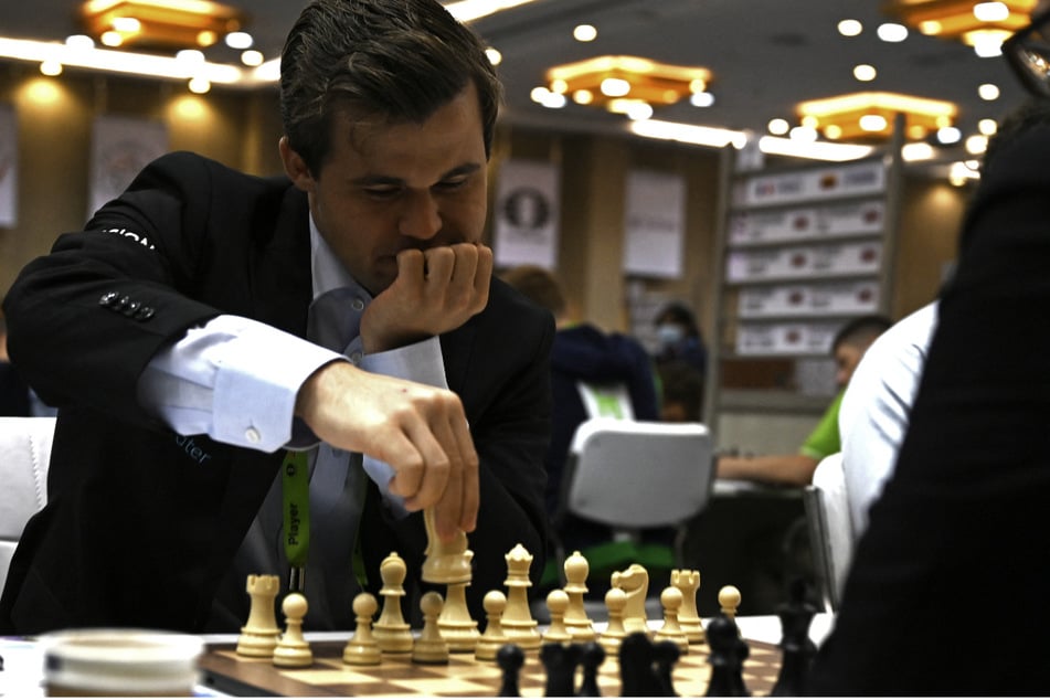 Schach-Champion Magnus Carlsen (31) verlor beim Sinquefield Cup gegen Hans Niemann und brach das Turnier ab. Beim Julius Baer Generationen Cup machte er einen einzigen Zug und gab die Partie auf.