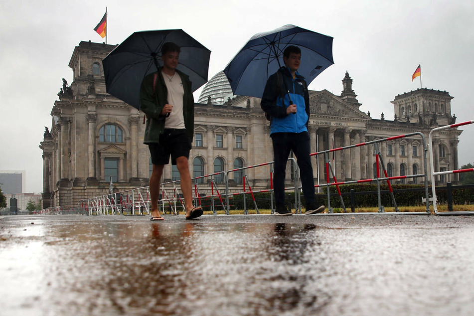 Berlin: Ungemütlicher Dienstag: Berlin und Brandenburg drohen Gewitter mit Starkregen, Sturm und Hagel
