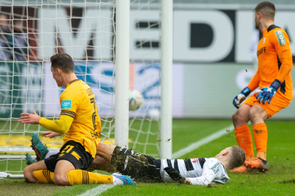Ausdruck der neuen Dynamo-Mentalität: Jakob Lemmer (22, l.) netzte in der 89. Minute zum Siegtor ein.