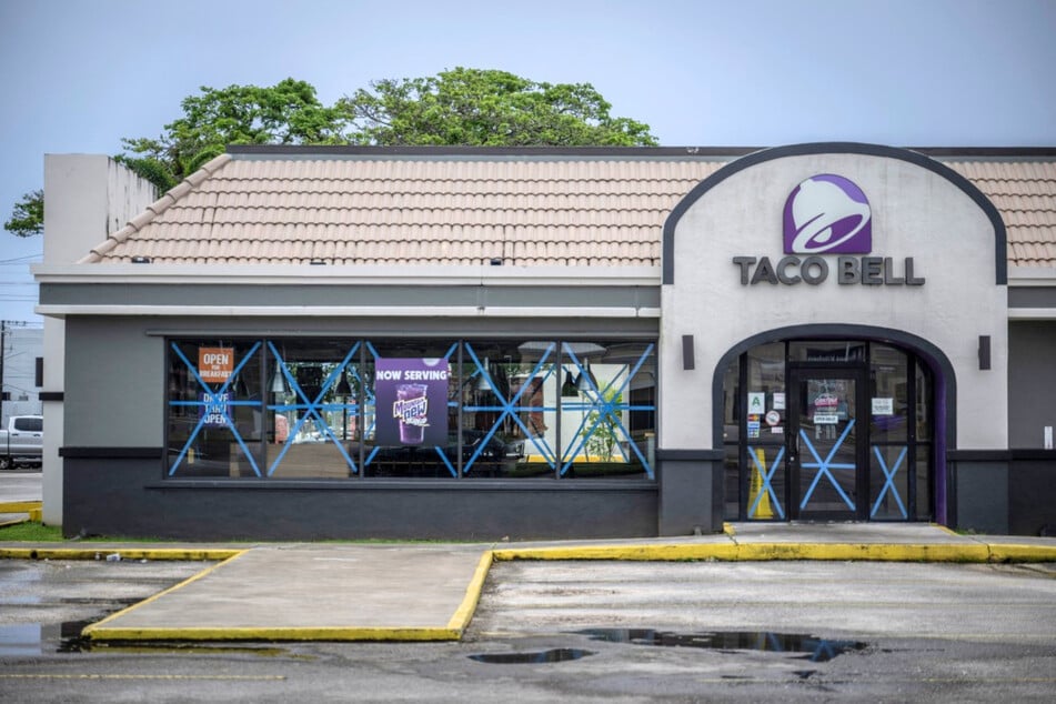 Taco Bell lettuce linked to "explosive diarrhea" parasite outbreak in new update