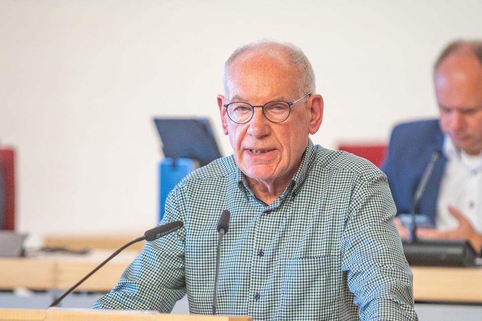 Fordert weitergehende Maßnahmen: Grünen-Politiker Wolfgang Deppe (70).
