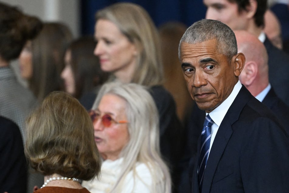 Obama hits back at Trump's threat to prosecute for Russia investigation