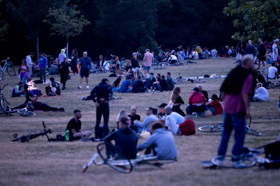 In Berlin-Neukölln ist eine Feier im Volkspark Hasenheide ausgeartet. (Archivbild)