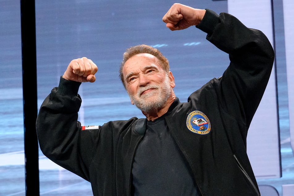 Arnold Schwarzenegger, the Terminator star and former Republican governor of California, endorsed Democratic candidate Kamala Harris on Wednesday.