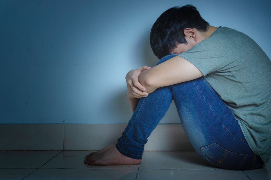 Mithilfe der Corona-Auflagen soll ein Trainer massiven Missbrauch an zwei Nachwuchssportlern begangen haben. (Symbolfoto)