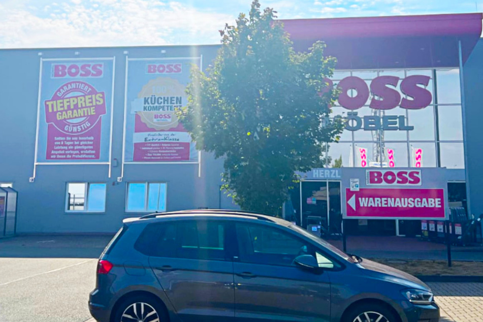 SB-Möbel Boss in Bremen