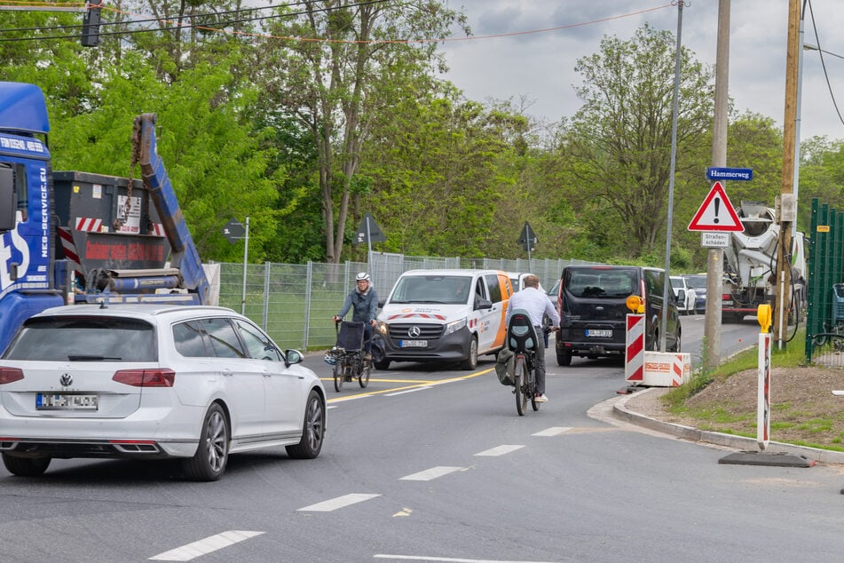 Probleme bleiben: Am Hammerweg (Richtung Radeburger Straße) endet der Radweg.