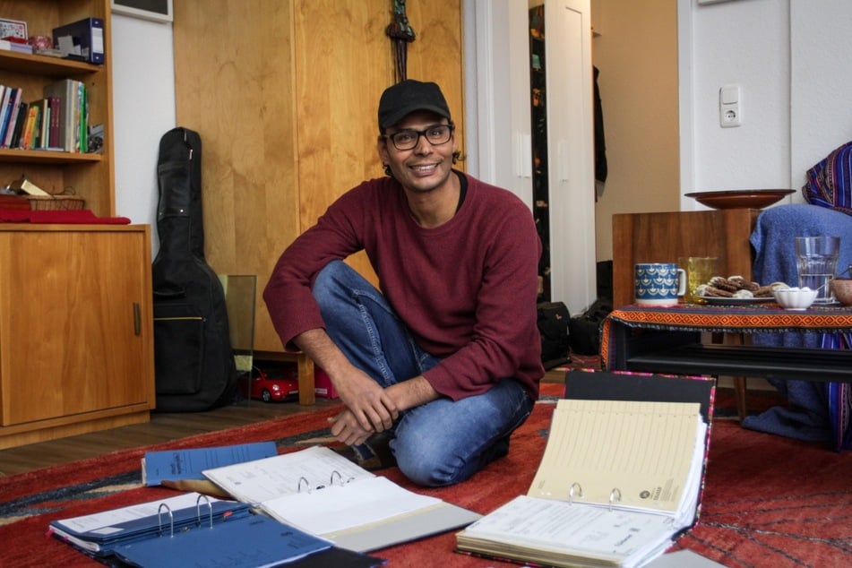 Moussa (39) hat so sehr darum gekämpft, einen Aufenthaltstitel in Deutschland zu bekommen. Nur dann ist es ihm möglich, zu arbeiten.