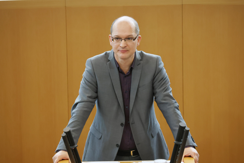 Stefan Möller (48), Co-Vorsitzender der AfD Thüringen, blickt offenbar zuversichtlich auf die Kommunalwahlen. (Archivbild)