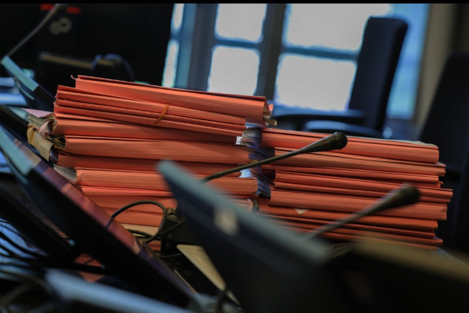 Obdachlosen angezündet und Tod in Kauf genommen: 33-Jähriger muss in den Knast!