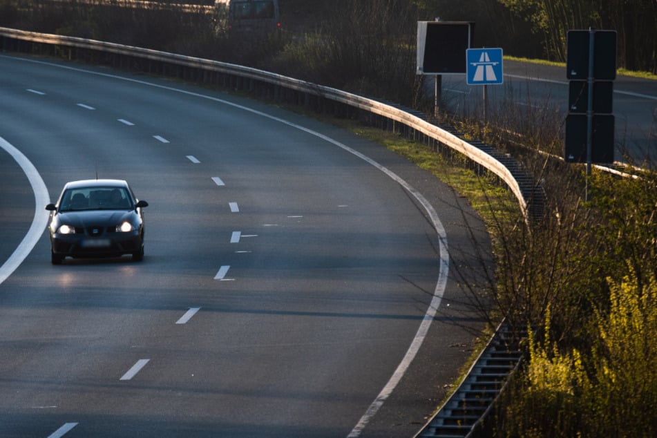 Der Mann verursachte fast einen Unfall (Symbolfoto).