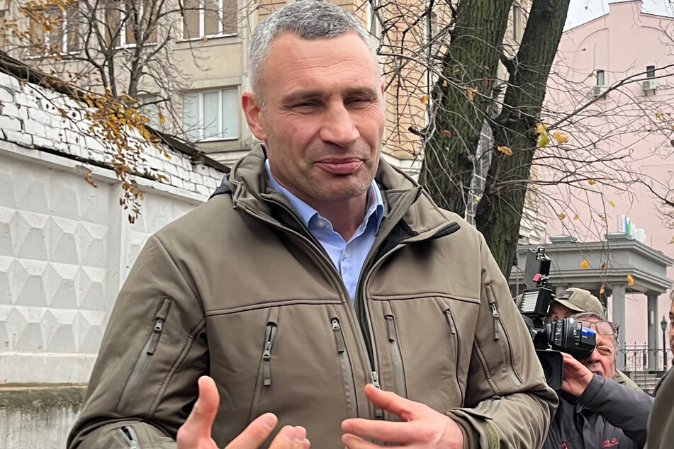 Musste harte Kritik von Ukraine-Präsident Wolodymyr Selenskyj (44) einstecken: Kiews Bürgermeister Vitali Klitschko (51).