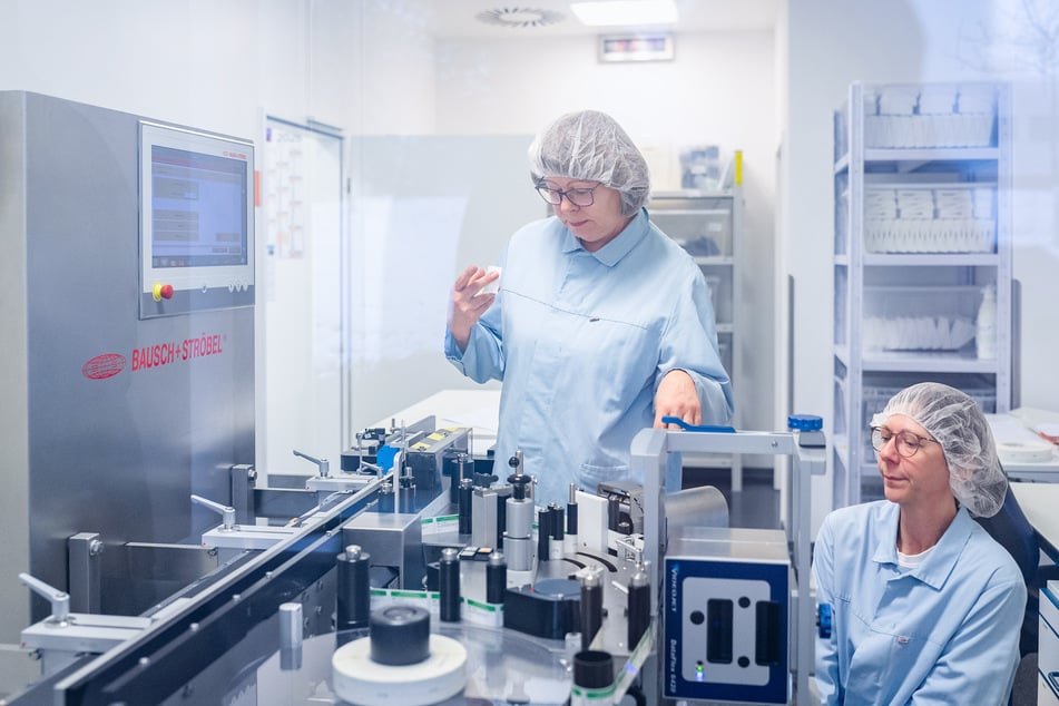 Einblick in die Produktion von Rotop, die in sogenannten Reinräumen stattfindet.