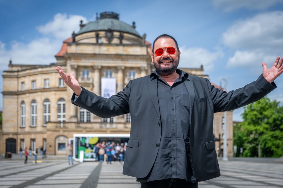 Alphaville-Frontmann Marian Gold (70) performt mit der Robert-Schumann-Philharmonie.