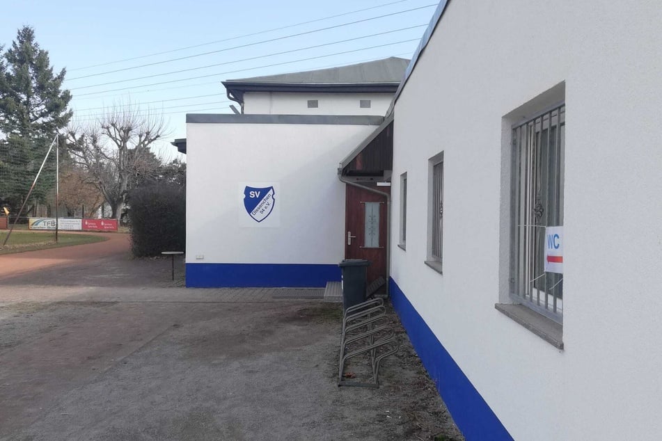 Gastgeber ist der SV Dissenchen, der gerne dem Profiverein aushilft.