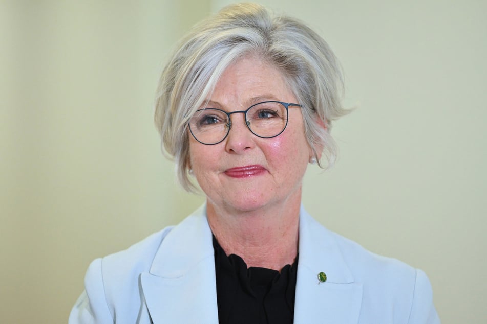 Die unabhängige Abgeordnete Helen Haines (65) aus Australien verlor nach einem Angriff ein Bein.