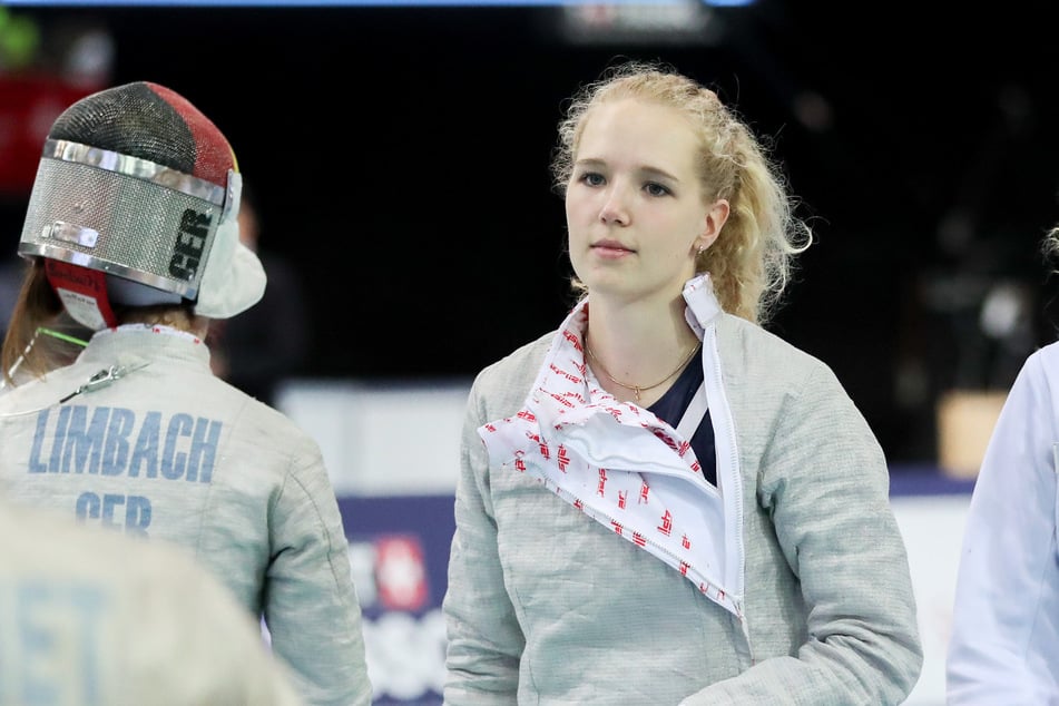 Fechterin und Athletenvertreterin Léa Krüger (27) sieht vor allem die russischen Dopingkontrollen als "nicht vertrauenswürdig" an.
