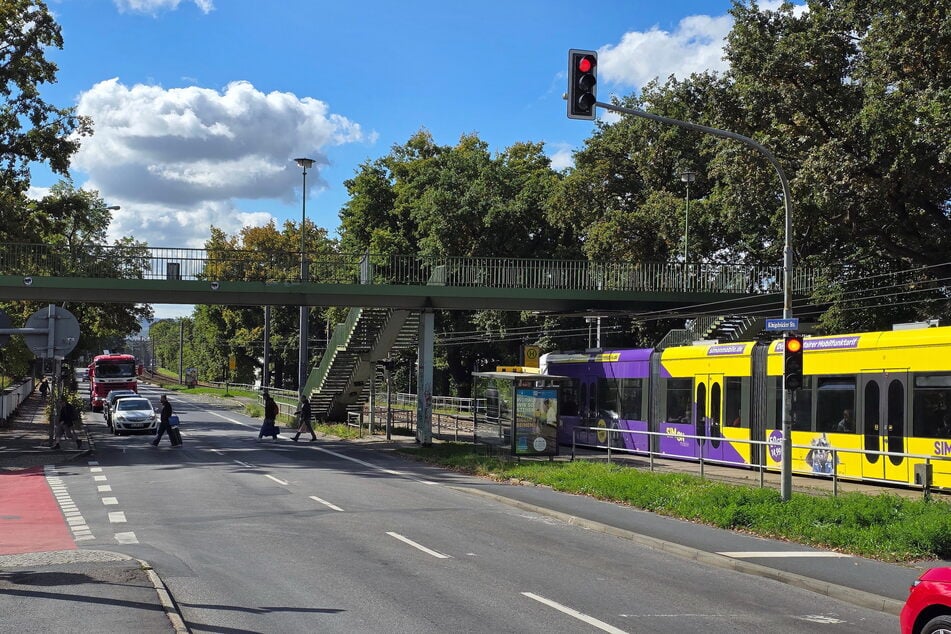 Das große Problem am Abriss der Brücke ist die Sperrung der Königsbrücker Straße - sie ist einer der wenigen Straßen, die aus der Innenstadt direkt in die nördlichen Stadtbezirke von Dresden führen.