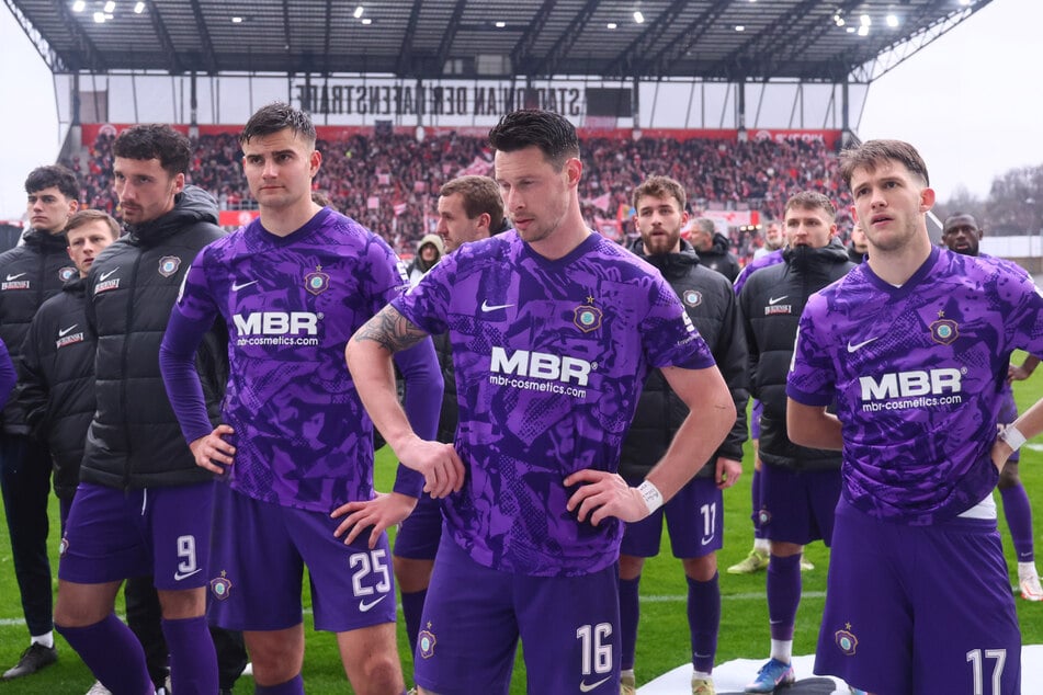 Aue hat Typen wie Ryan Malone (Mitte vorn) oder Pascal Fallmann (rechts)