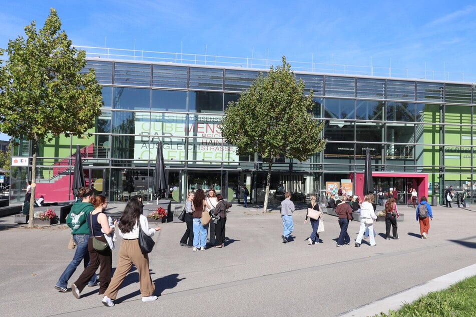 Chemnitz: Ein Fünftel mehr Ersties starten an der TU Chemnitz: Diese Studiengänge sind besonders beliebt
