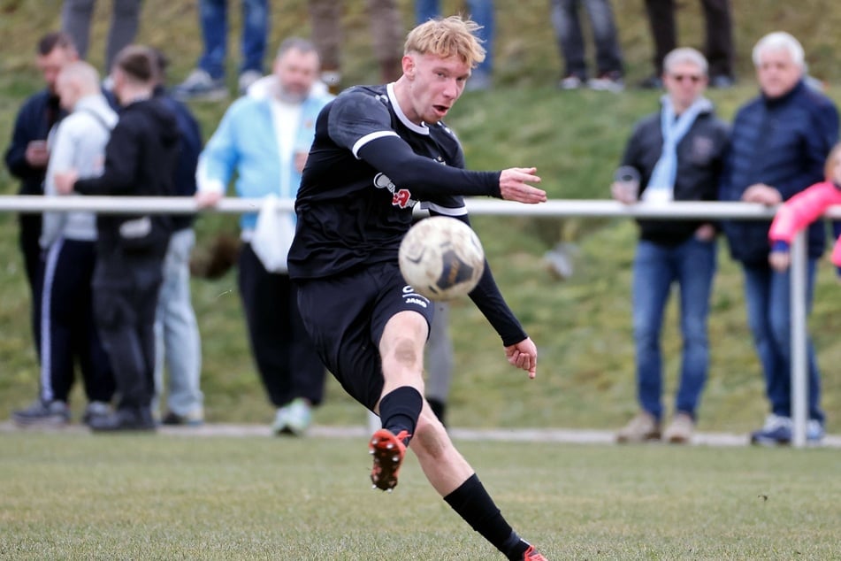 Josua von Baer (19) war Kapitän der himmelblauen U19. Nun wechselt er zum FSV Zwickau.