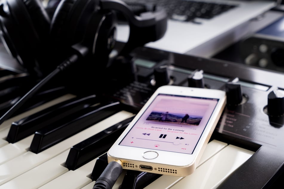 "Atemlos", "Mambo No. 5", "Big in Japan": Hat Künstliche Intelligenz diese Hits geklaut?