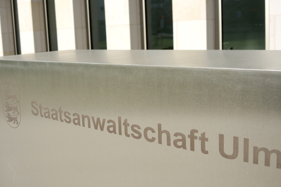 14-Jährige offenbar zehn Mal vergewaltigt: Fünf Männer angeklagt