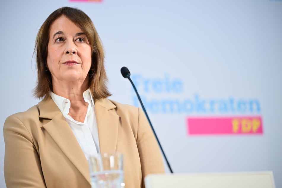 Katarina Blume (FDP) trotzt des Wahlergebnisses nicht mit nicht "mit hängendem Kopf" da.