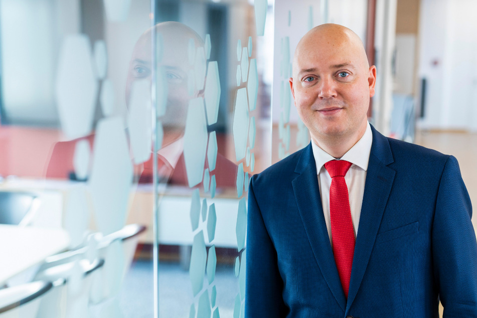 Sven Mücklich, Bereichsleiter der Sparkasse Chemnitz, freut sich auf zusätzliche Mitarbeiter im Bereich Immobilienberatung.