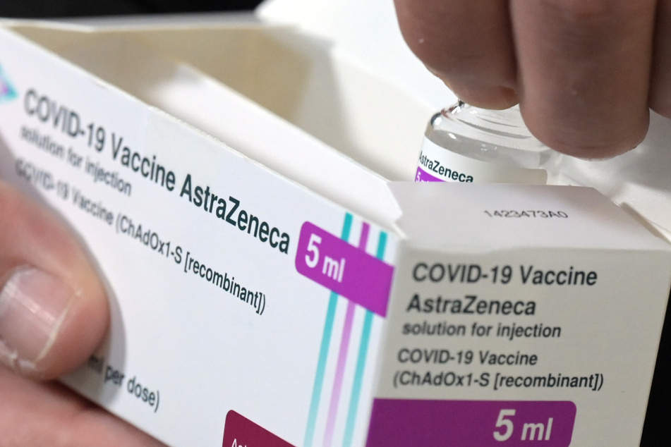 Brisante Entdeckung: Versteckte AstraZeneca seinen Impfstoff für geheimen Export?